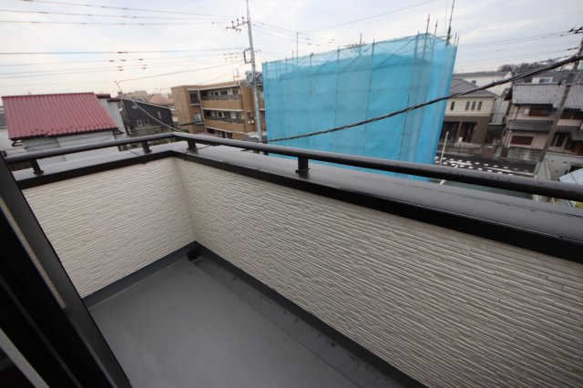 【バルコニー】 | 浦和区元町１丁目16-8(Ｃ号棟)新築一戸建て | 撮影日 2025年1月6日12:30 曇り