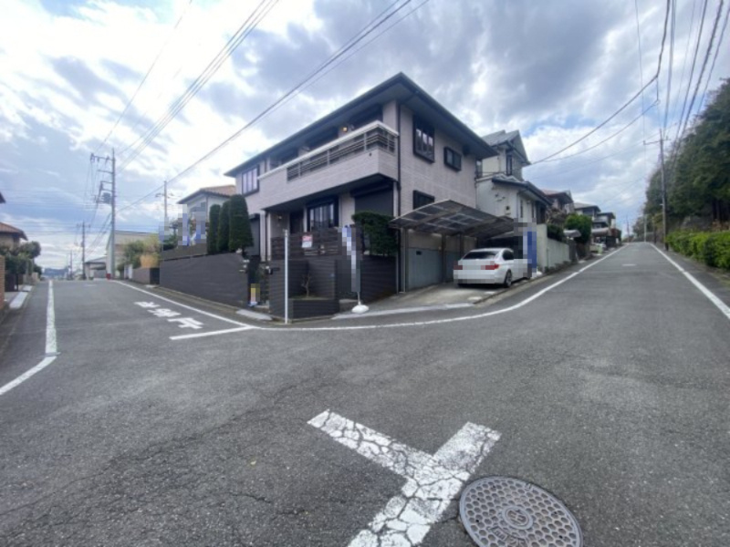 祝：成約済み　八王子市　南陽台　中古戸建の前面道路含む現地写真|～仲介手数料無料☆八王子ひなた不動産～八王子市南陽台　中古戸建
