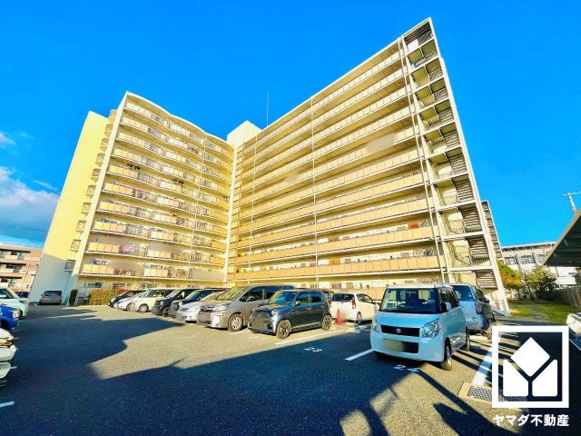 深草西浦住宅の外観