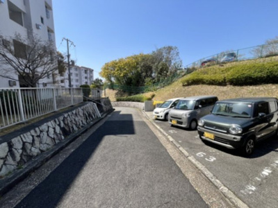 【駐車場】 | 塩屋住宅6号棟