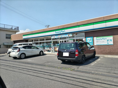 ファミリーマート千葉仁戸名店まで230ｍ