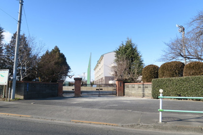 武蔵村山市立第一中学校まで1800m