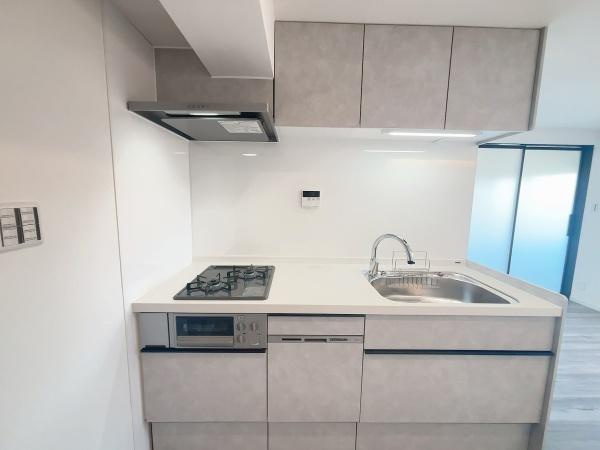 【キッチン】 | ライオンズマンション上馬 | お手入れしやすいステンレスの広いシンク