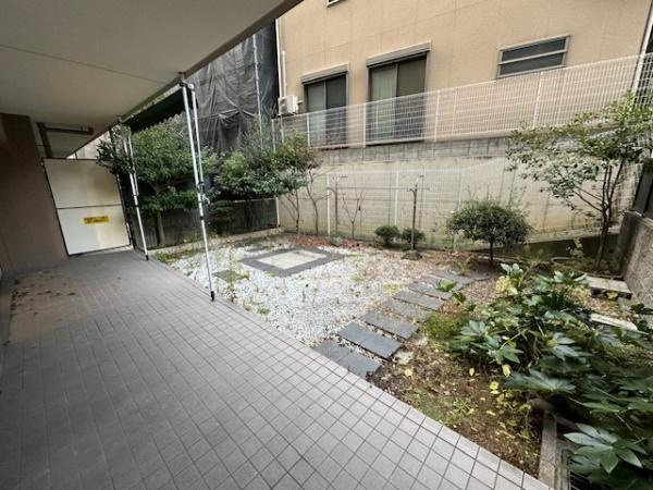 【庭】 | ダイアパレス枚方山田池公園