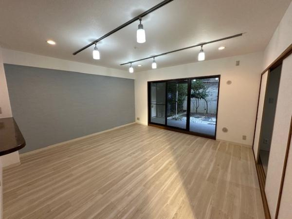 【居間・リビング】 | ダイアパレス枚方山田池公園