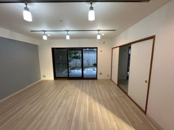 【居間・リビング】 | ダイアパレス枚方山田池公園