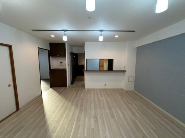 【居間・リビング】 | ダイアパレス枚方山田池公園