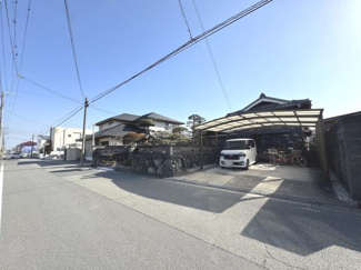 【前面道路含む現地写真】