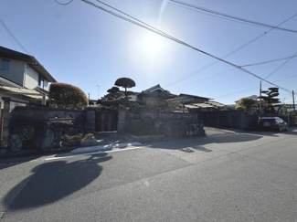 【前面道路含む現地写真】