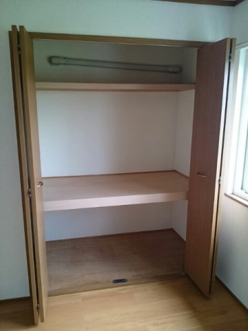 エレガントＢの収納