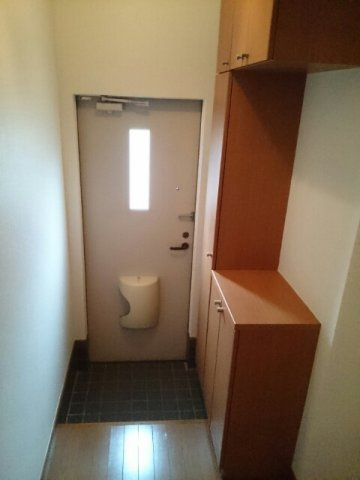 エレガントＢの玄関