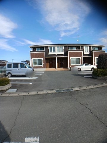 グランドサン　菊池の駐車場