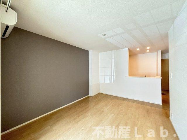 ＧＲＡＮＤ　ＡＤＲＥＡ　Ⅱの居間・リビング