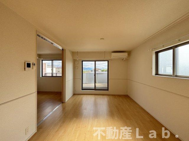 グレース曲野　Ａの居間・リビング