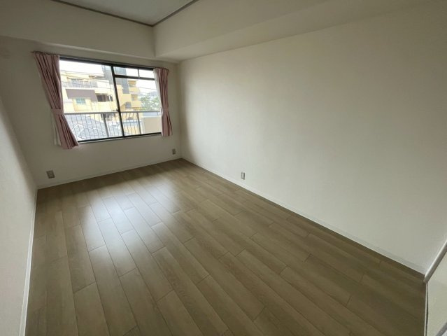 住吉川アーバンライフの居間・リビング