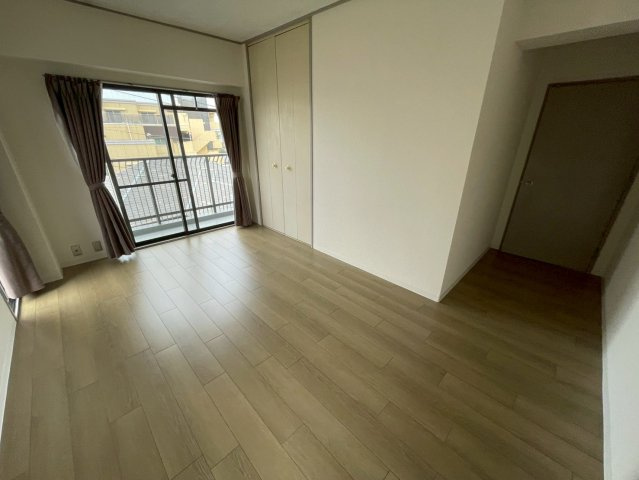 住吉川アーバンライフの居間・リビング