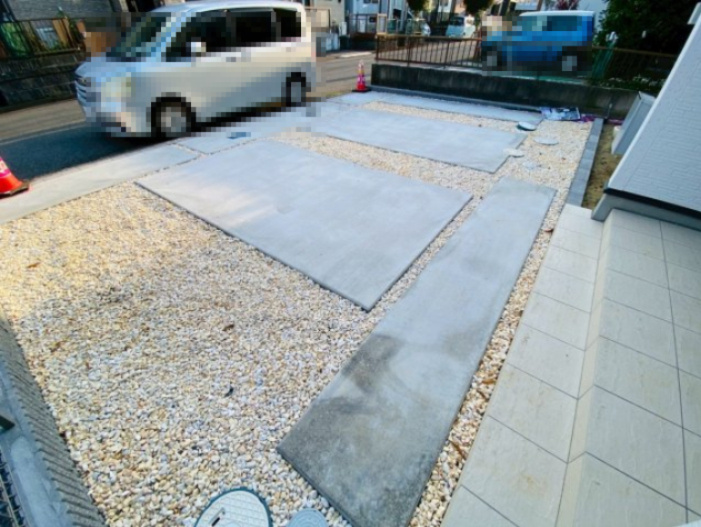 中台１０期　新築戸建て　全1棟の駐車場