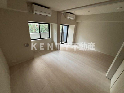 【居間・リビング】 | PREMIUM CUBE 大森 TROIS | おしゃれなリビングです