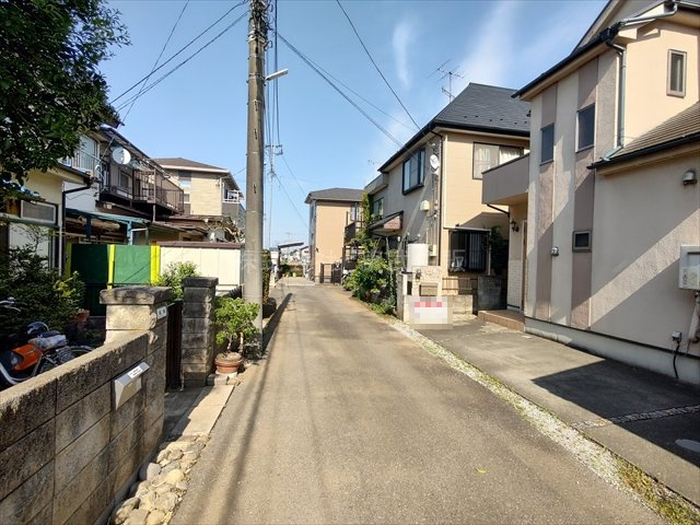 【前面道路含む現地写真】の画像