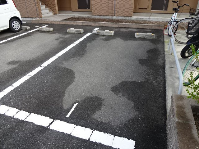 パルティーダ　Oｒｉｉの駐車場