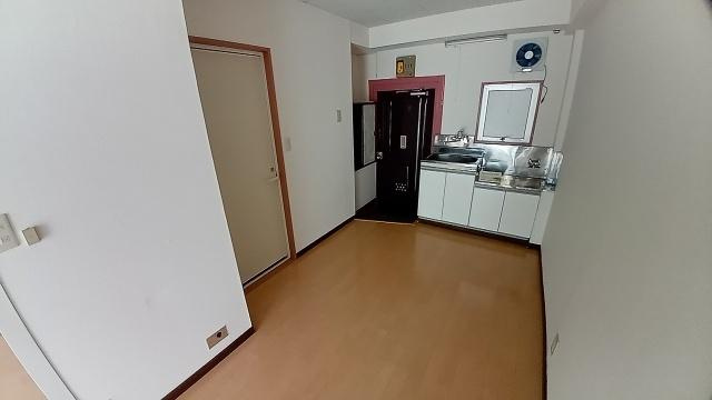 エタニコーポの玄関