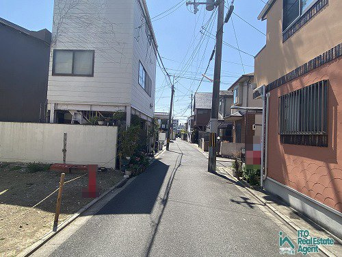 小山堀池町 土地の前面道路含む現地写真