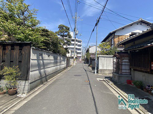 小山堀池町 土地の前面道路含む現地写真