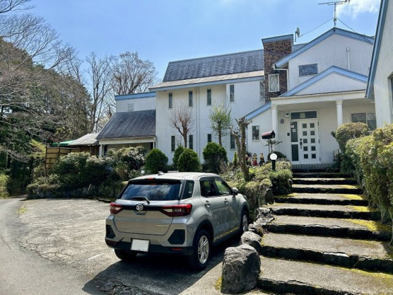 【駐車場】 | 大室高原別荘地　売ペンション