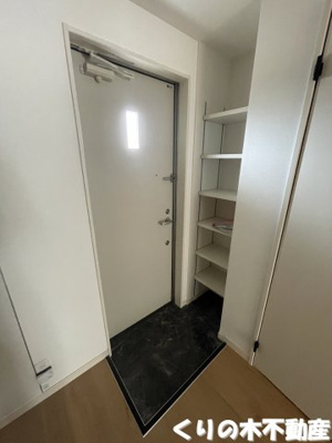 【玄関】 | ルミウス泉川 | 落ち着いた玄関です