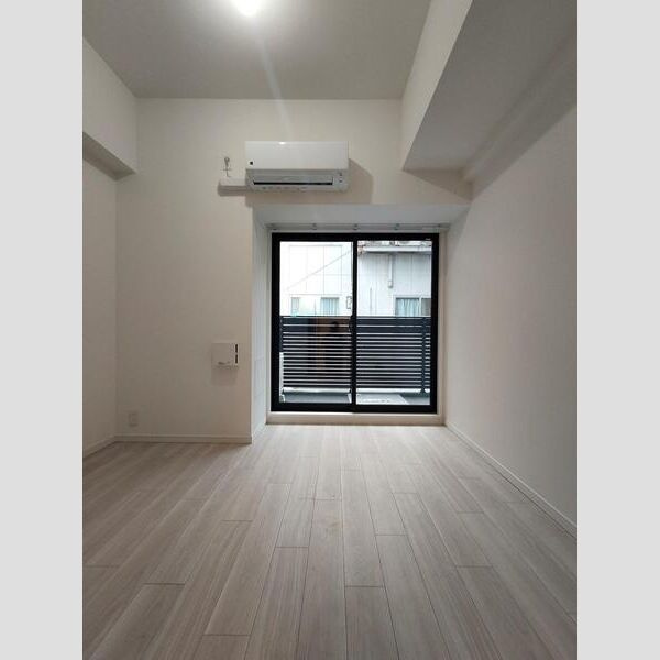 S-RESIDENCE小阪　azureの洋室