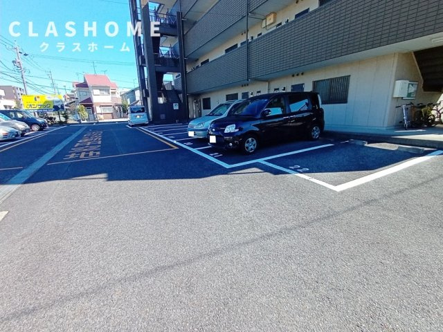 Limpia　八千代　　　刈谷市の賃貸ならクラスホーム刈谷店の駐車場