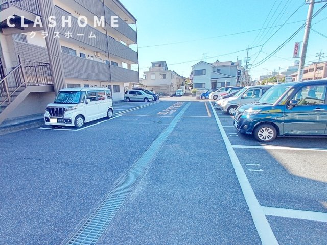 Limpia　八千代　　　刈谷市の賃貸ならクラスホーム刈谷店の駐車場