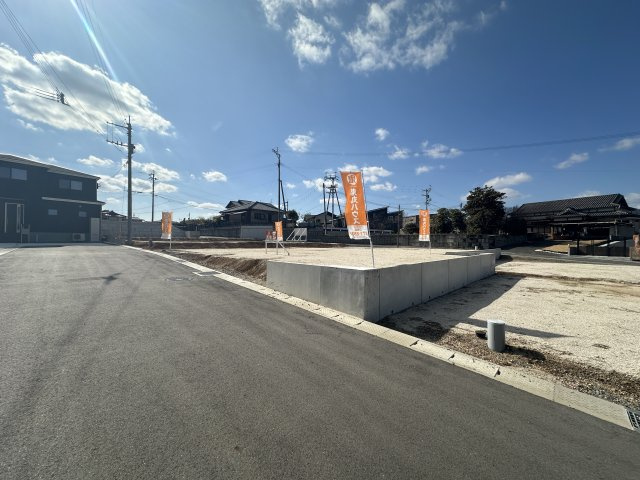 合志市御代志の前面道路含む現地写真