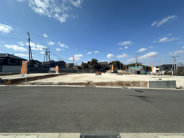 合志市御代志の前面道路含む現地写真