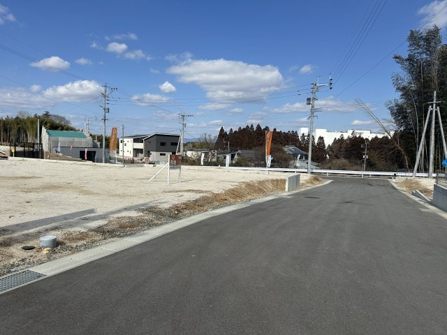 合志市御代志の前面道路含む現地写真