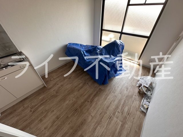 ロイヤルシード小阪の寝室