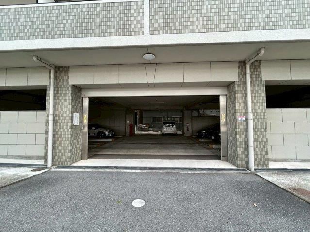 メロディーハイム守口参番館の駐車場|■物件内覧・資金計画相談・住宅ローン相談、リフォーム相談、お問合せ受付中■
※当日・翌日のご内覧、ご相談はお電話でのお問合せがスムーズです！