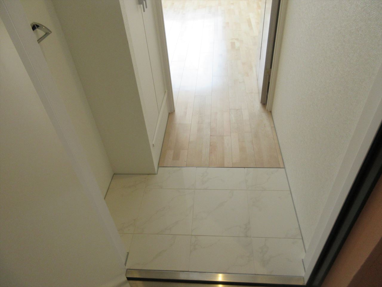 Branche葵｜名古屋市の賃貸ならMy賃貸の玄関|Branche葵