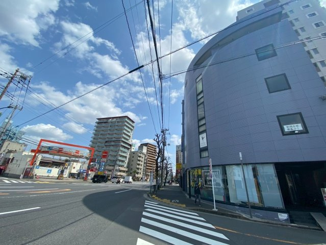 信明ビルの周辺