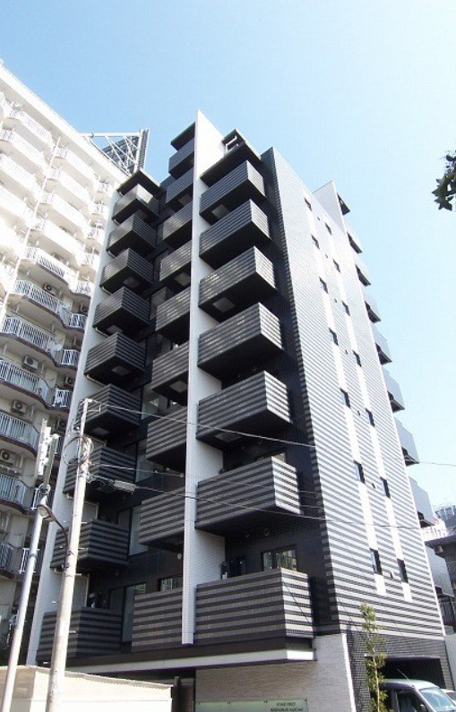 ステージファースト明大前アジールコートの外観