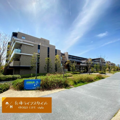 ルネ西宮甲子園の外観