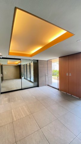 ルネ西宮甲子園のエントランス