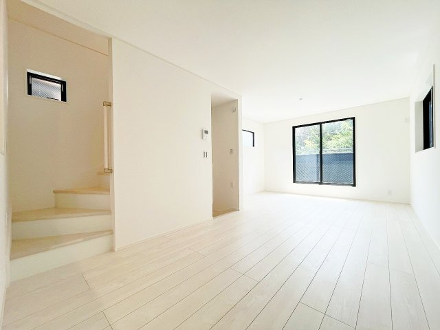 小田急線「新百合ケ丘」新築分譲の画像