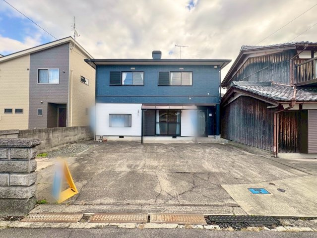 栗東市林　中古戸建ての外観