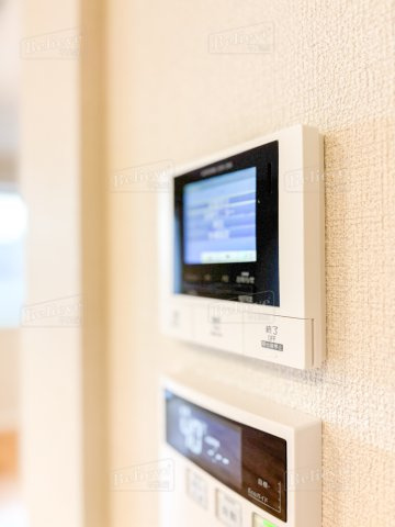 シャーメゾンレジデンス夜明のセキュリティ|TVインターホン付きで安心です★