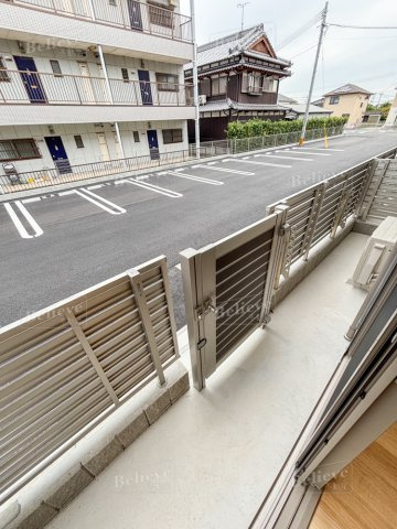 シャーメゾンレジデンス夜明のバルコニー|日当たりの良いバルコニー♪