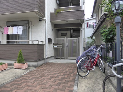 【エントランス】 | カーサメント幡ヶ谷