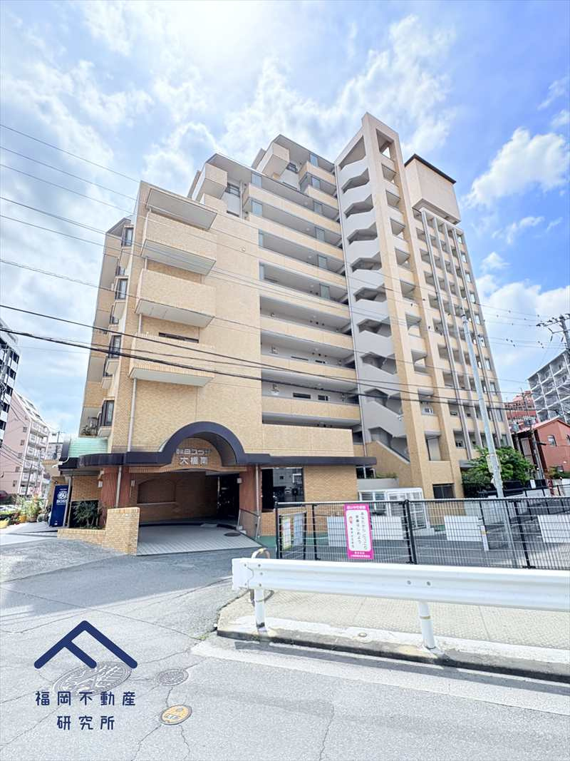 朝日プラザ大橋南の外観