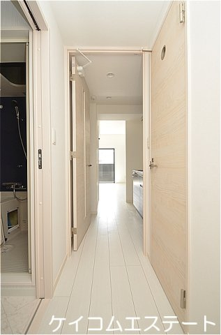 コンダクトレジデンスSANGAMORIの玄関