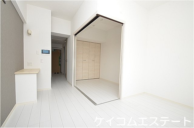 コンダクトレジデンスSANGAMORIの居間・リビング|同タイプ202号室を添付してます。